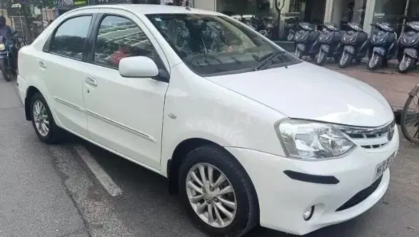 Toyota Etios VX 2011