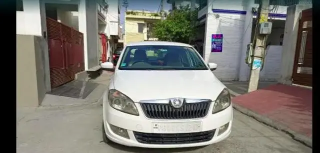 Skoda Rapid ELEGANCE 1.6 TDI MT 2014