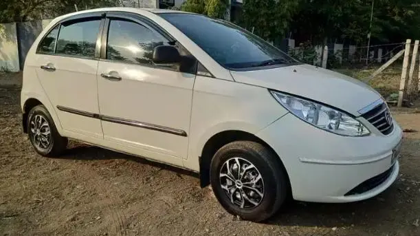 Tata Indica V2 Xeta GLS 1.2 BS III 2012