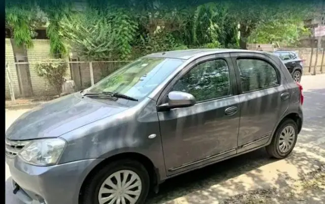 Toyota Etios Liva JD 2013