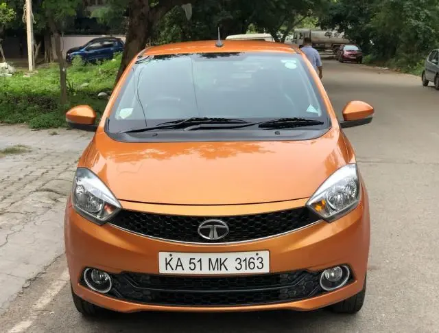 Tata Tiago Revotron XZ 2017