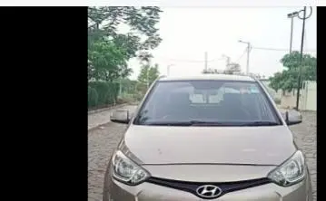 Hyundai i20 Sportz 1.2 2013