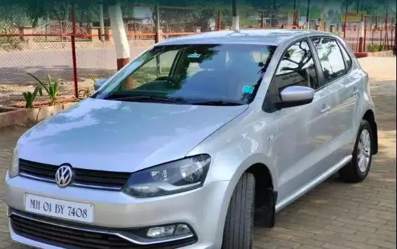 Volkswagen Polo Highline 1.2L (P) 2015