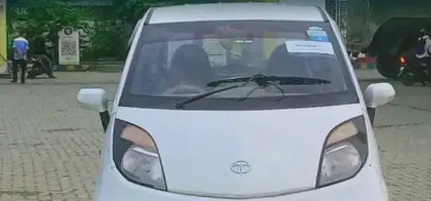 Tata Nano LX 2012