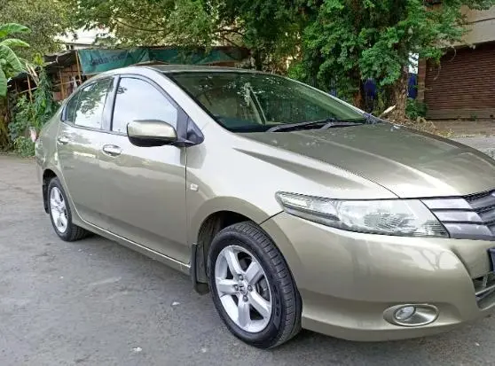 Honda City 1.5 V AT 2010