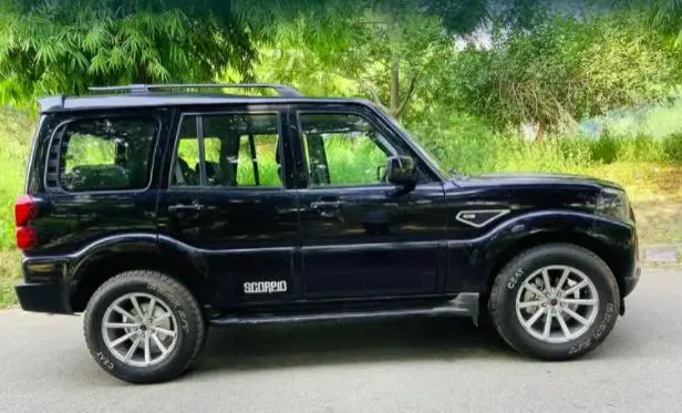 Mahindra Scorpio S8 Intelli-Hybrid 2018