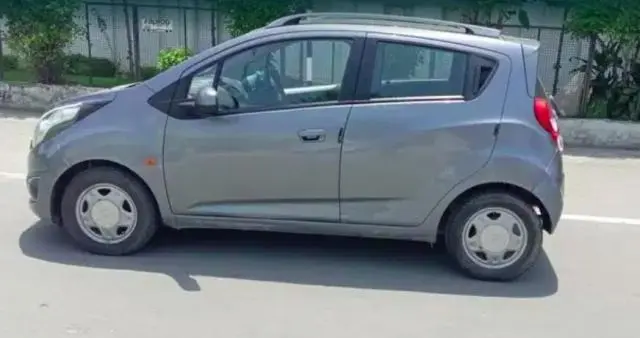 Chevrolet Beat LT OPT PETROL 2016