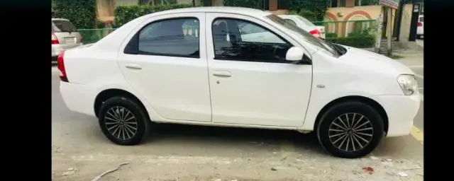 Toyota Etios GD 2012
