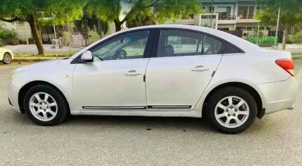 Chevrolet Cruze LT 2011
