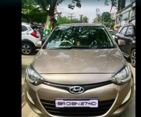 Hyundai i20 SPORTZ 1.2 BS IV 2012