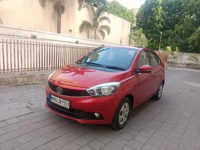 Tata Tigor Revotron XT 2017