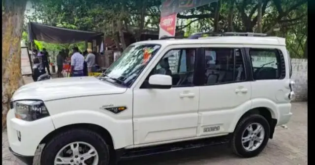 Mahindra Scorpio S10 AT 2015