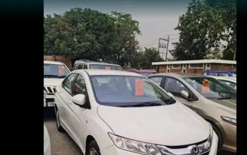 Honda City SV i-DTEC 2015