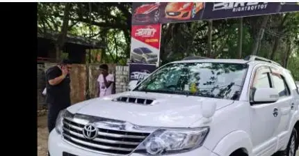 Toyota Fortuner 2.8 4x2 AT 2013