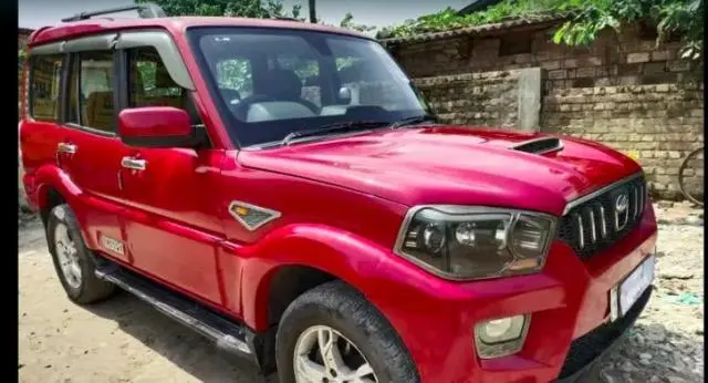 Mahindra Scorpio S10 2015