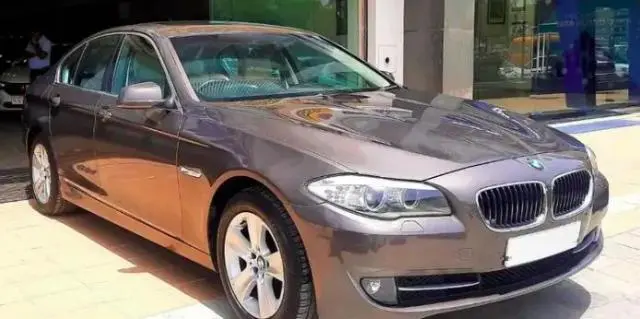 BMW 5 Series 523I 2011
