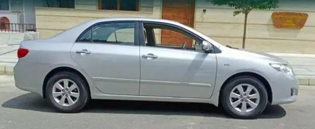 Toyota Corolla Altis 1.8 J 2008