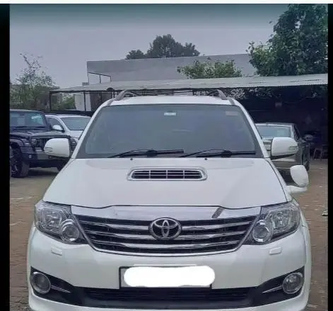 Toyota Fortuner 3.0 4X2 AT 2015