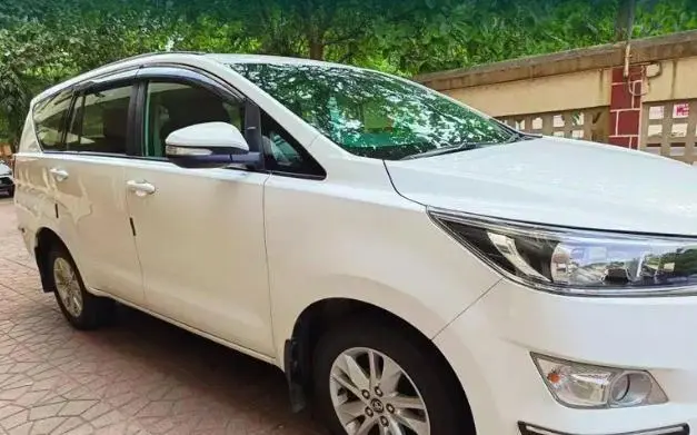 Toyota Innova Crysta 2.8 GX AT 7 STR 2016