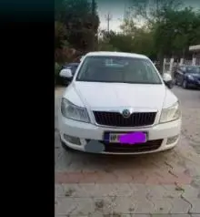 Skoda Laura AMBIENTE 1.9 TDI MT 2013