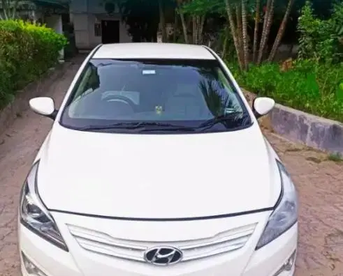 Hyundai Verna FLUIDIC 1.6 CRDI SX OPT 2015
