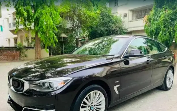 BMW 3 Series GT 320d Luxury Line 2016