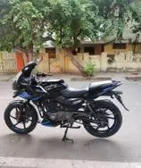 Bajaj Pulsar 220F 2020