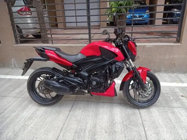 Bajaj Dominar 400 2018