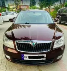 Skoda Laura AMBITION 2.0 TDI CR AT 2013