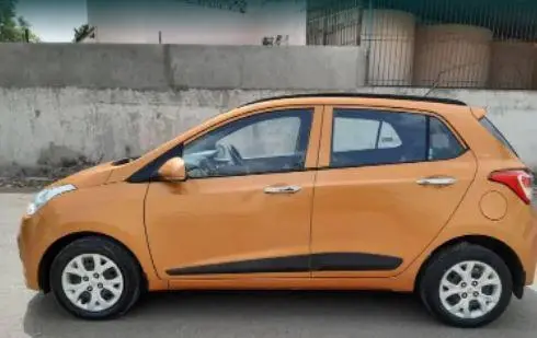 Hyundai Grand i10 Sportz U2 1.2 CRDi 2013