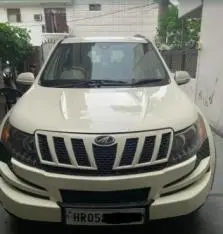 Mahindra XUV500 W8 2012