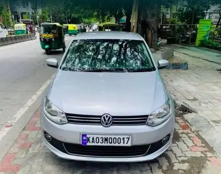 Volkswagen Vento Highline Petrol 2012