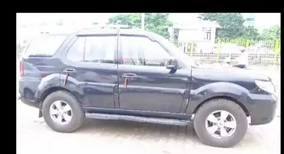 Tata Safari Storme 2.2 VX 4x2 2013