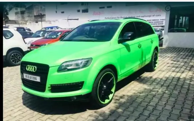 Audi Q7 35 TDI Premium plus with Sunroof  2008