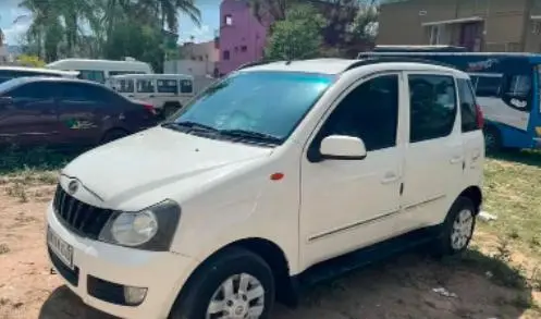 Mahindra Quanto C6 2013