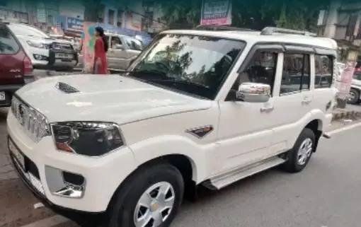 Mahindra Scorpio S2 2015