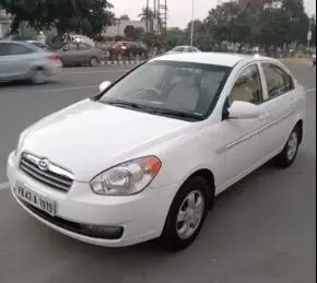 Hyundai Verna 1.6 CRDI SX 2010