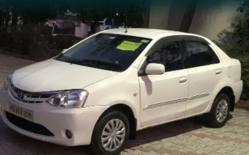 Toyota Etios GD 2012