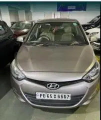 Hyundai i20 Sportz 1.4 CRDi 2013