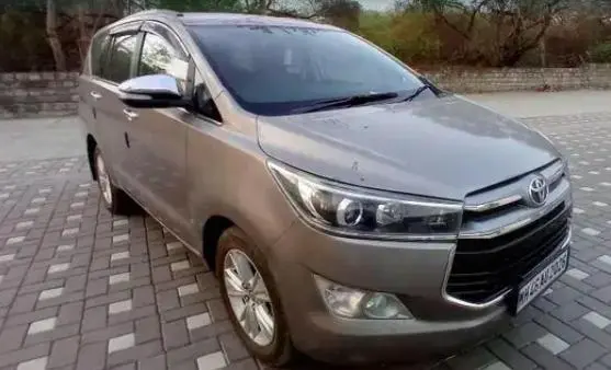 Toyota Innova Crysta 2.8 Z AT 7 STR 2016
