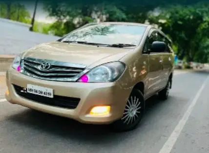 Toyota Innova 2.5 G 8 STR BS III 2008