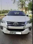 Toyota Fortuner 2.8 4x2 MT 2017