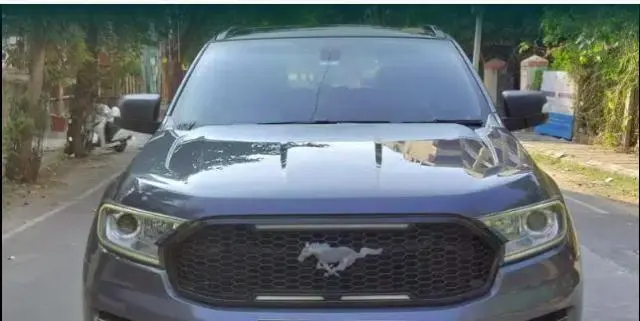 Ford Endeavour Titanium 3.2 4x4 AT 2017