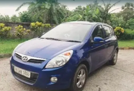 Hyundai i20 Asta 1.2 (O) With Sunroof 2011