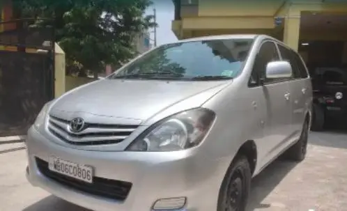 Toyota Innova 2.5 G 7 STR BS III 2009