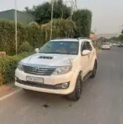 Toyota Fortuner 3.0 4X4 MT 2013
