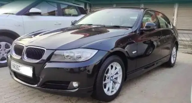 BMW 3 Series 320d 2011