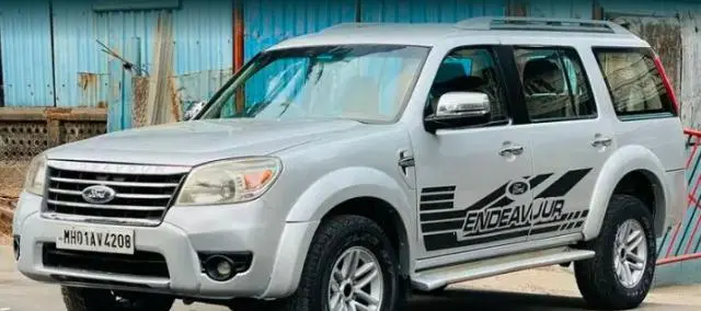 Ford Endeavour 2.5L 4x2 2010