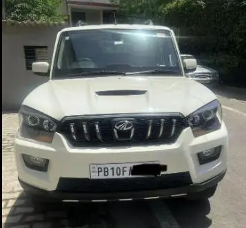 Mahindra Scorpio S10 2017