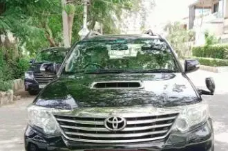 Toyota Fortuner 3.0 4X4 MT 2014